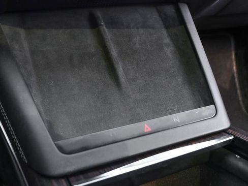Used 2022 Tesla Model S AWD/4WD image 35