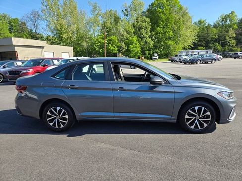 Used 2025 Volkswagen Jetta S FWD image 12