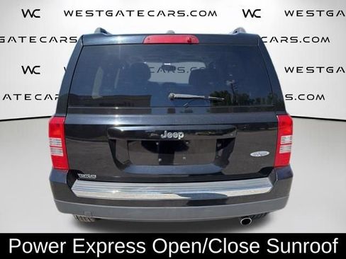 Used 2017 Jeep Patriot High Altitude FWD image 8