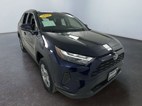 Used 2022 Toyota RAV4 XLE image 1