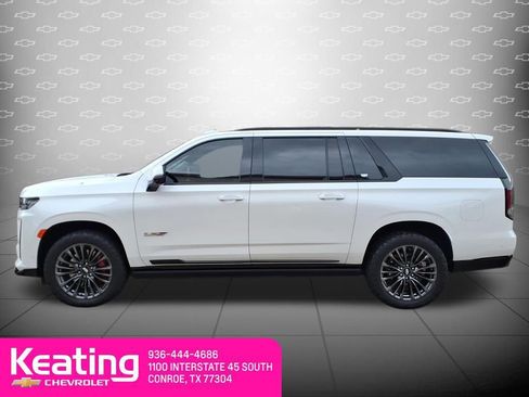 Used 2023 Cadillac Escalade ESV V image 6