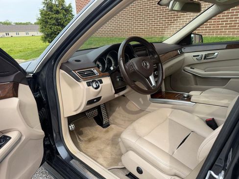 Used 2014 Mercedes-Benz E 350 4MATIC Sedan image 15