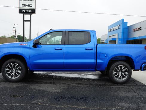 New 2025 Chevrolet Silverado 1500 RST w/ Convenience Package II image 2