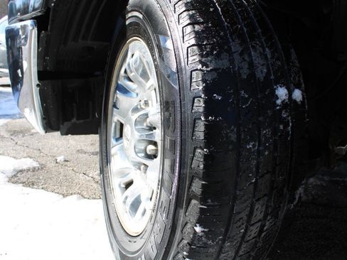 Used 2016 Nissan NV 3500 SV w/ SV Technology Package image 15