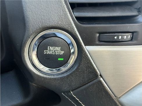 Used 2019 GMC Yukon Denali image 42