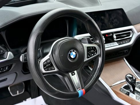 Used 2020 BMW 330i Sedan w/ M Sport Package image 8