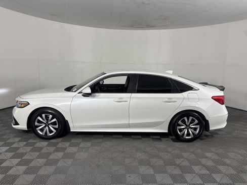 Certified 2022 Honda Civic LX image 7