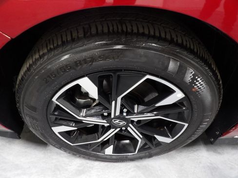 Used 2025 Hyundai Sonata SEL FWD image 28