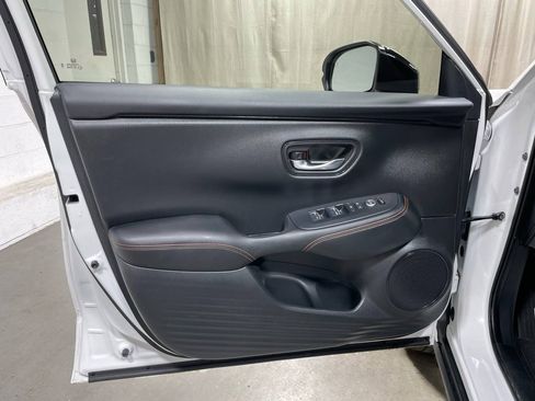 Used 2025 Honda HR-V Sport image 8