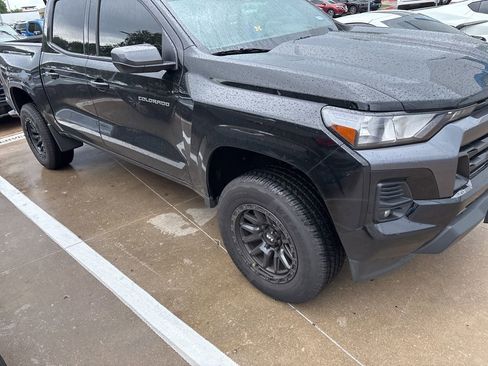 Certified 2024 Chevrolet Colorado LT w/ LT Convenience Package image 2