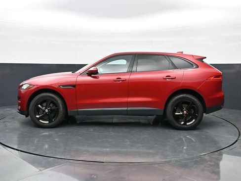 Used 2019 Jaguar F-PACE Premium AWD/4WD image 4