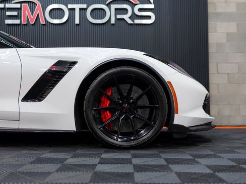 Used 2017 Chevrolet Corvette Z06 RWD image 20