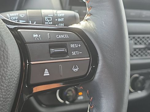 Used 2023 Honda HR-V Sport image 16