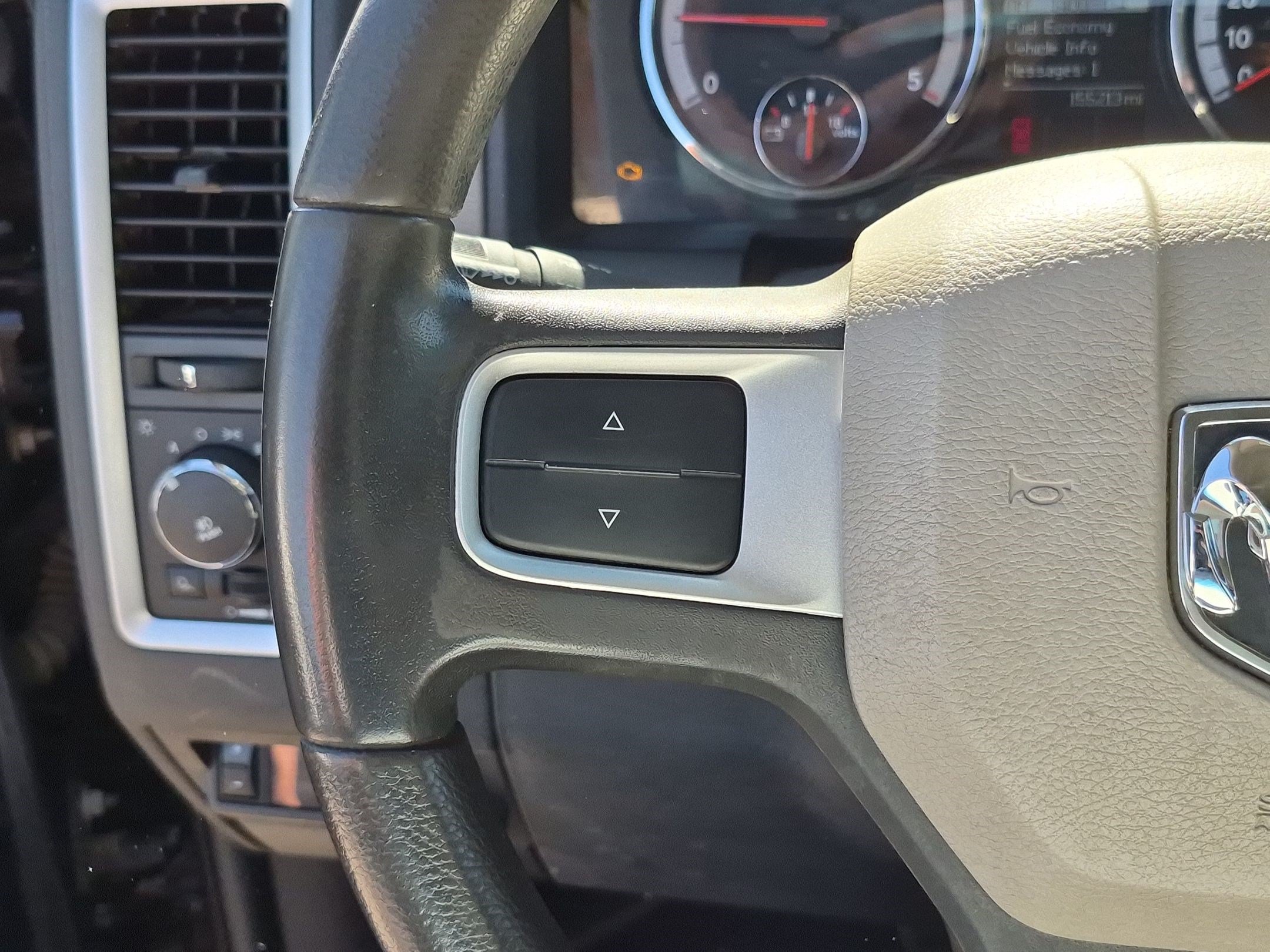 Used 2010 Dodge Ram 3500 Truck SLT AWD/4WD image 17