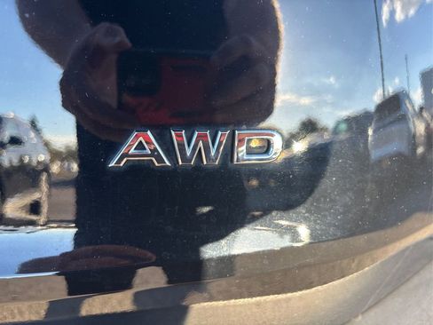 Used 2023 Nissan Rogue S image 14