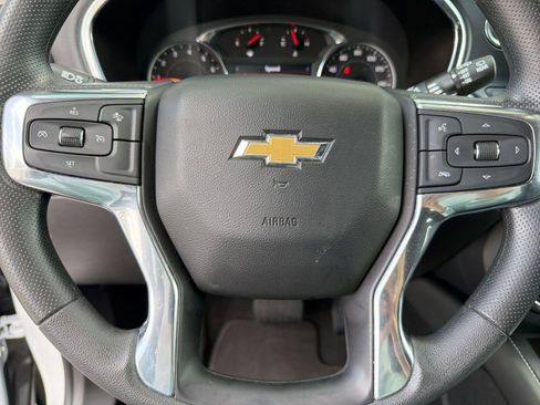 Certified 2025 Chevrolet Blazer LT FWD image 17