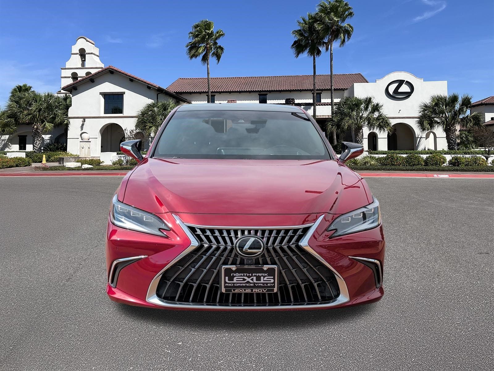 Used 2022 Lexus ES 350 Ultra Luxury w/ Accessory Package 2 FWD image 6