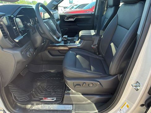 New 2026 Chevrolet Silverado 1500 RST w/ RST All Star Premium Package AWD/4WD image 13