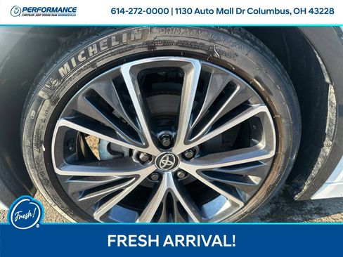 Used 2023 Toyota Prius AWD image 10