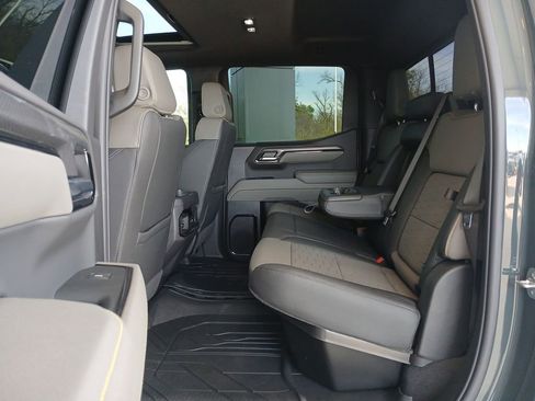 Certified 2026 Chevrolet Silverado 1500 ZR2 AWD/4WD image 26