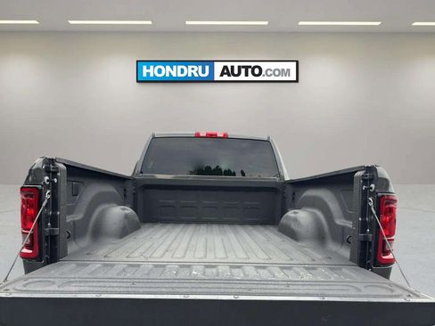 Used 2026 RAM 2500 Big Horn AWD/4WD image 9