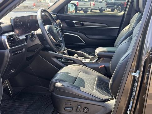 Used 2023 Kia Telluride SX Prestige X-Pro AWD/4WD image 16