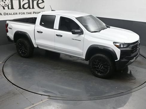 New 2026 Chevrolet Colorado Trail Boss AWD/4WD image 16