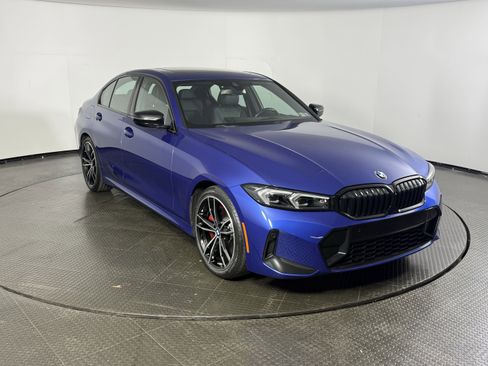 Certified 2023 BMW 330i xDrive Sedan w/ M Sport Package image 3