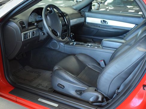 Used 2002 Ford Thunderbird Deluxe image 17