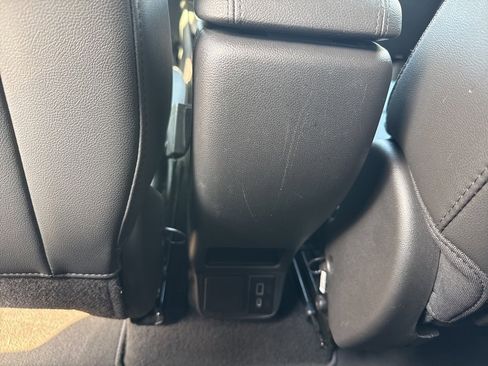 Used 2024 Buick Encore GX Sport Touring w/ Comfort Package image 28