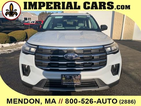 New 2026 Ford Explorer Active w/ Active Comfort Package image 4