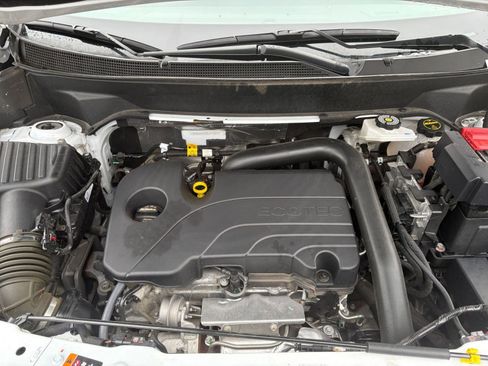 Used 2025 Chevrolet Equinox LT image 31
