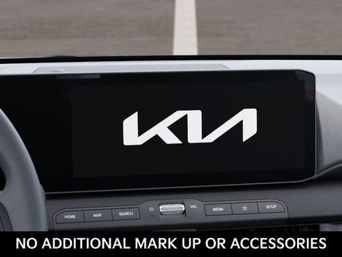 New 2026 Kia K4 FWD image 20