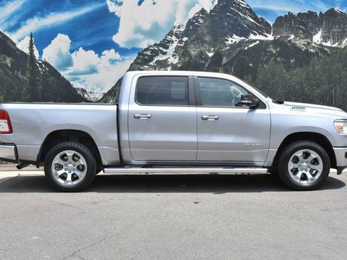 Used 2019 RAM 1500 Big Horn AWD/4WD image 2