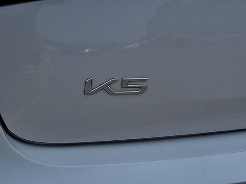 Used 2025 Kia K5 EX FWD image 30