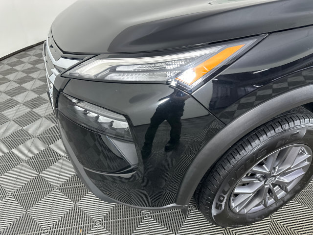 Used 2024 Nissan Rogue S AWD/4WD image 25