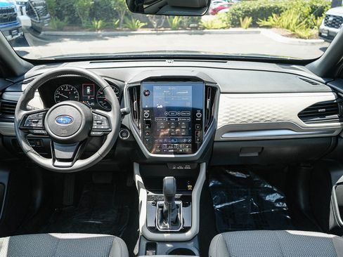 Used 2025 Subaru Forester Premium w/ Convenience Package #1 AWD/4WD image 13