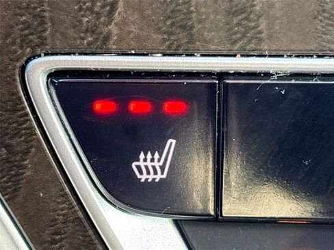 Used 2018 Honda Accord EX image 18