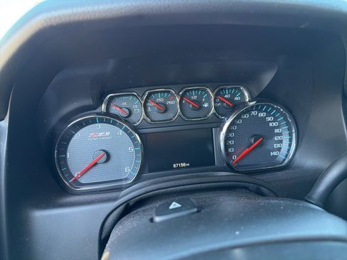 Used 2018 Chevrolet Tahoe LT image 8