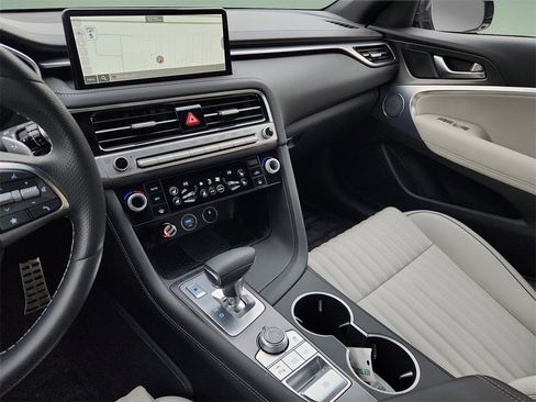 Used 2025 Genesis G70 2.5T w/ Sport Prestige Package image 26