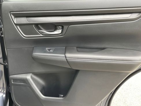 Used 2025 Honda CR-V EX image 16