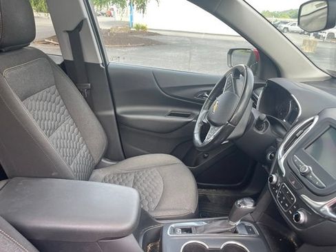 Used 2020 Chevrolet Equinox LT AWD/4WD image 21