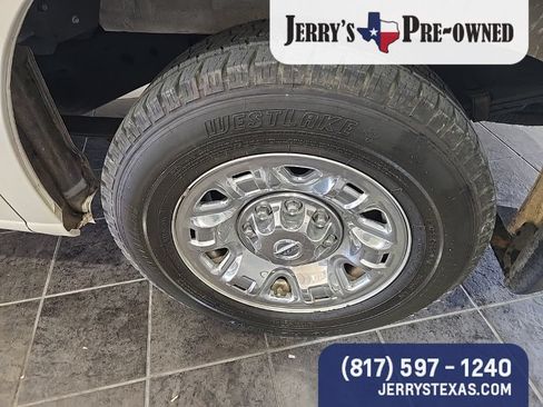 Used 2019 Nissan NV 3500 SL RWD image 8