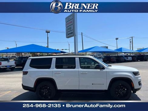 New 2025 Jeep Wagoneer Series II w/ Premium Group I image 4