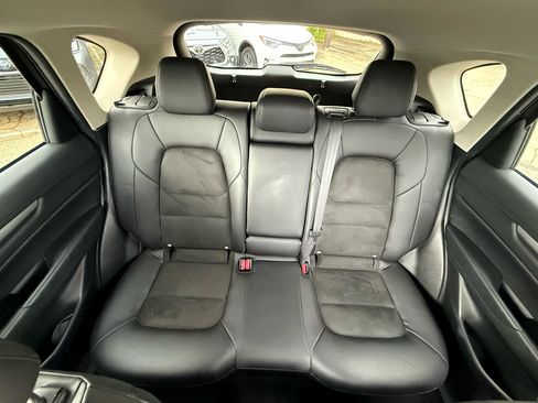 Used 2019 MAZDA CX-5 Touring image 24