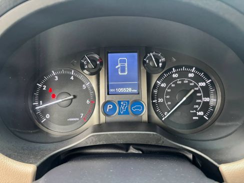 Used 2014 Lexus GX 460 w/ Premium Package AWD/4WD image 31