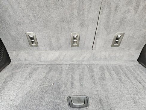 Used 2021 Chevrolet Tahoe Z71 w/ Z71 Signature Package image 34