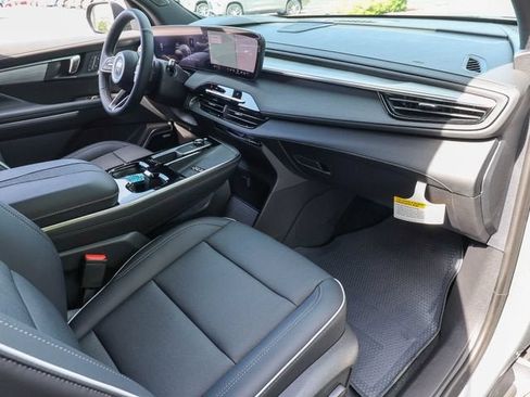 New 2026 Buick Enclave Preferred w/ Power Package FWD image 22
