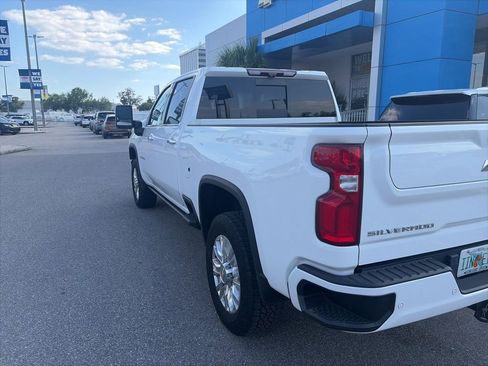 Used 2022 Chevrolet Silverado 2500 High Country AWD/4WD image 8