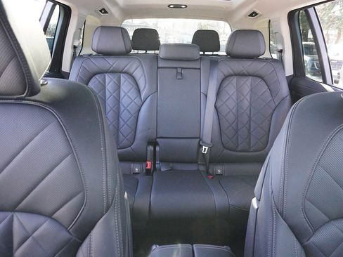 Used 2023 BMW X7 xDrive40i w/ Premium Package image 55